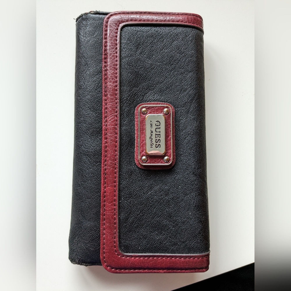 Guess Wallet